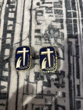 Insignes religieux anciens –