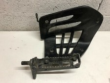 UN MARCHE CALE REPOSE PIED