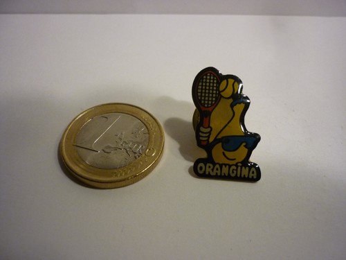 Pin boisson orangina - pin's,