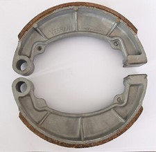 NOS KAWASAKI S2 350 S1 S3 KH 1971-79, TRIPLE. VESRAH REAR BRAKE SHOES 42019-003