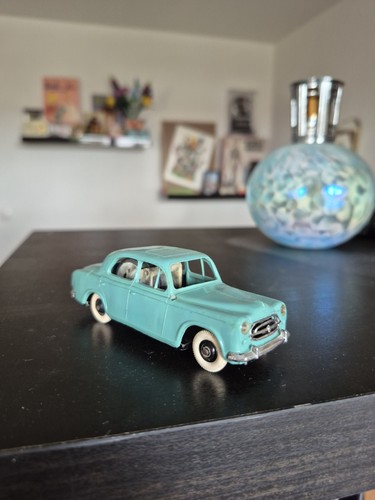 Voiture miniature vintage