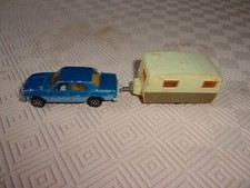 Majorette Peugeot 604 + caravane.
