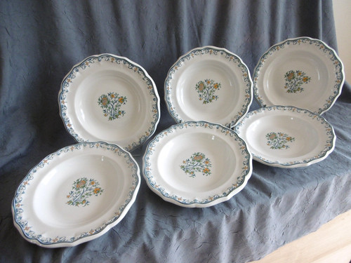 Six assiettes creuses faience - six,