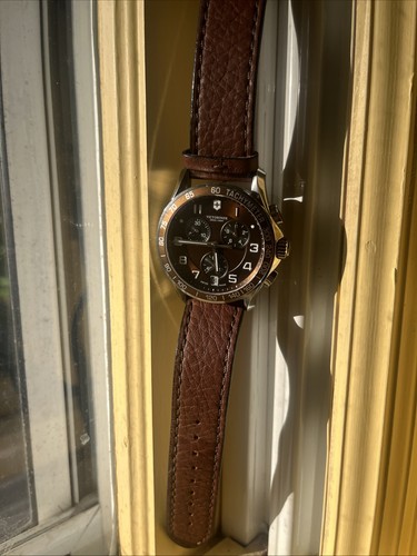 Victorinox swiss army - victorinox,