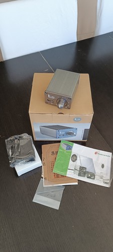 Ampli casque modèle - , cute