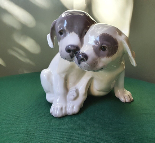 Figurine chiens porcelaine - chiens,