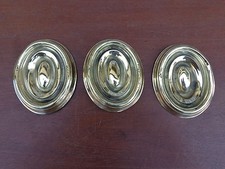 Ancienne  embrasse , decoration de tringle a rideau en laiton repoussé Nap III