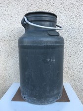 Ancien bidon à lait / 20 litres / Plastique / Marque AMI / Années 70