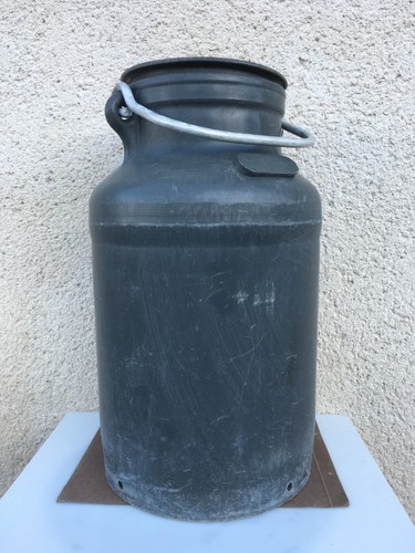 Ancien bidon lait 20 - /,