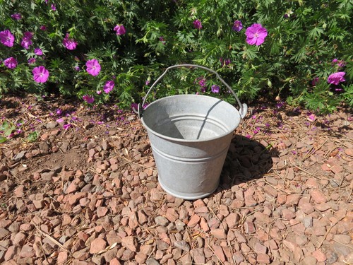 Petit seau zinc galva - seau,