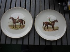 2 Assiettes décoratives en