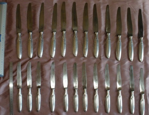 Ménagère 24 couteaux - 24,