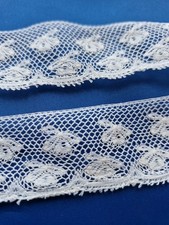 DENTELLE ANCIENNE AUX FUSEAUX