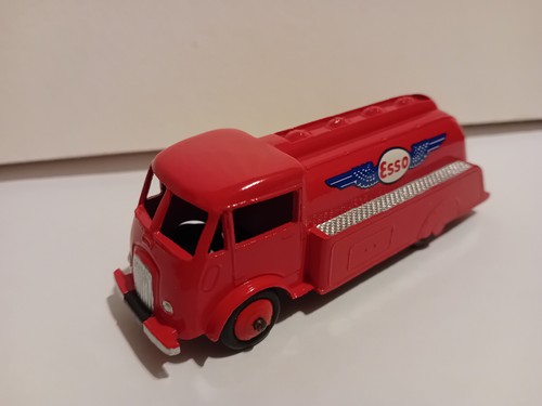 Ford citerne esso repeint - ford, "