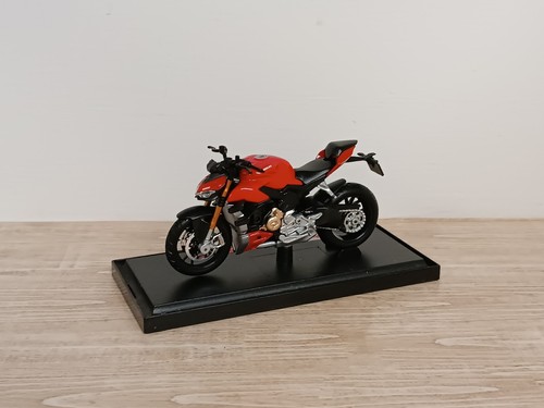Ducati super naked roadster - ducati,