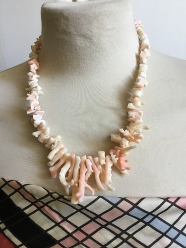 Collier ancien corail - , blanc