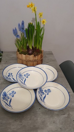 Assiettes à soupe - à,