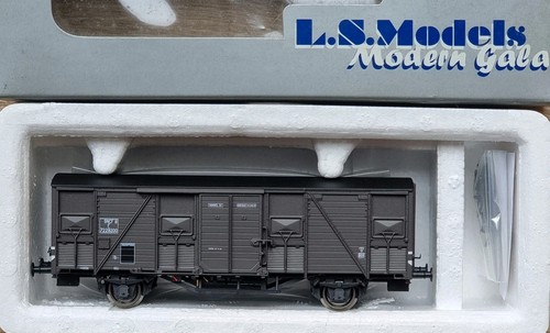 Models 300020 couvert - ho,