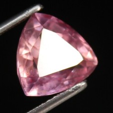Saphir rose de Ceylan