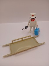 PLAYMOBIL / 1 infirmier avec