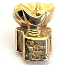 Pin's PARFUN FEMME OSCAR LA