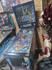 Flipper star wars data east de decembre 1992 en parfait état de fonctionnement.