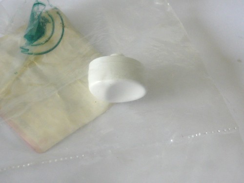 Bouton blanc lave - , linge