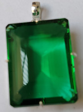 Pendentif gemme émeraude