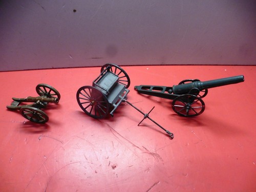 Lot miniatures 2 anciens - miniatures,