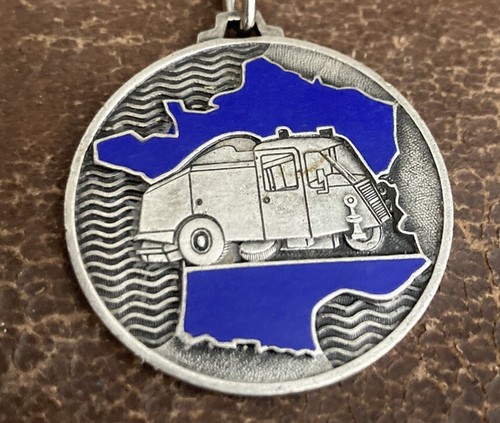 Rare porte cle keyring lmv - keyring, =