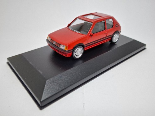 Peugeot 205 gti rouge - peugeot,