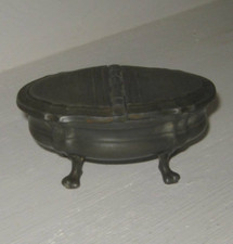 Ancienne et rare boîte à