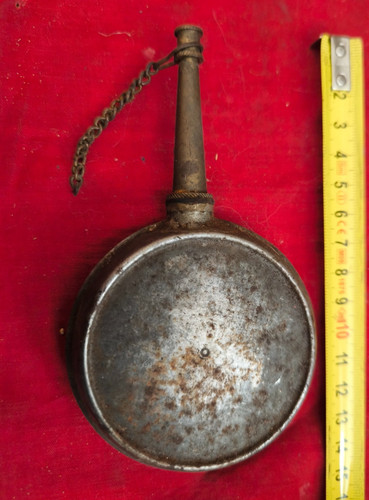 Huilier règlementaire pour - , fm
