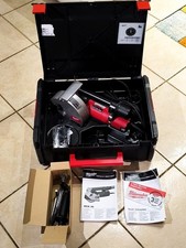 Rainureuse neuve MILWAUKEE WCE 30 + 2 disques diamant pro + coffret clipsable ri