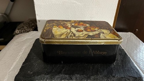 Boite métallique vintage