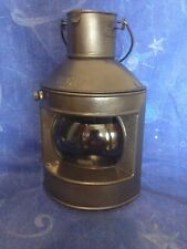 Jolie lampe d'angle de bateau en métal " réplique du 19 ème siècle "