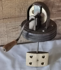 ANCIENNE BARATTE A BEURRE