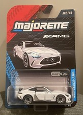 Miniature Majorette Mercedes