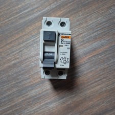 Disjoncteur Merlin Gerin