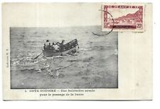 COTE D IVOIRE  UNE BALEINIERE ARMEE POUR LE PASSAGE DE LA BARRE