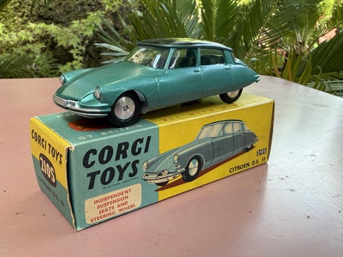 Corgi toys 210s citroen 19 - citroen, ds