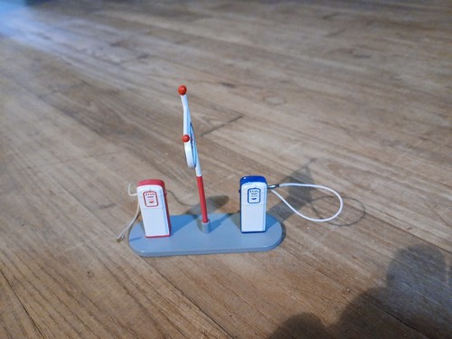 Pompe essence dinky toys - pompe, À
