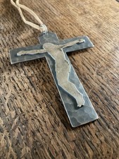 Crucifix ancien moderniste