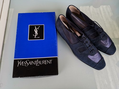 Ancienne paire chaussure - de,