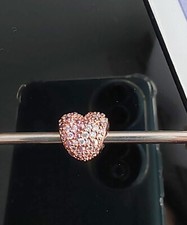 Charm pandora coeur très bon état