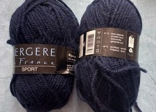 LOT DE 2 PELOTES DE LAINE
