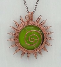 Pendentif Wire Wrapping fil de cuivre et verre fusing-Soleil