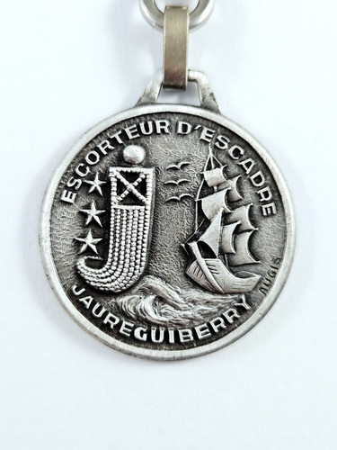 Porte cles augis escorteur - porte-cles,