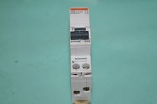 Merlin gerin disjoncteur DT40N C10 21365