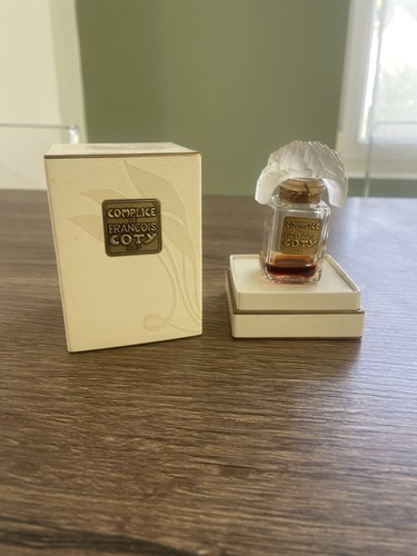 Ancien flacon parfum - , complice